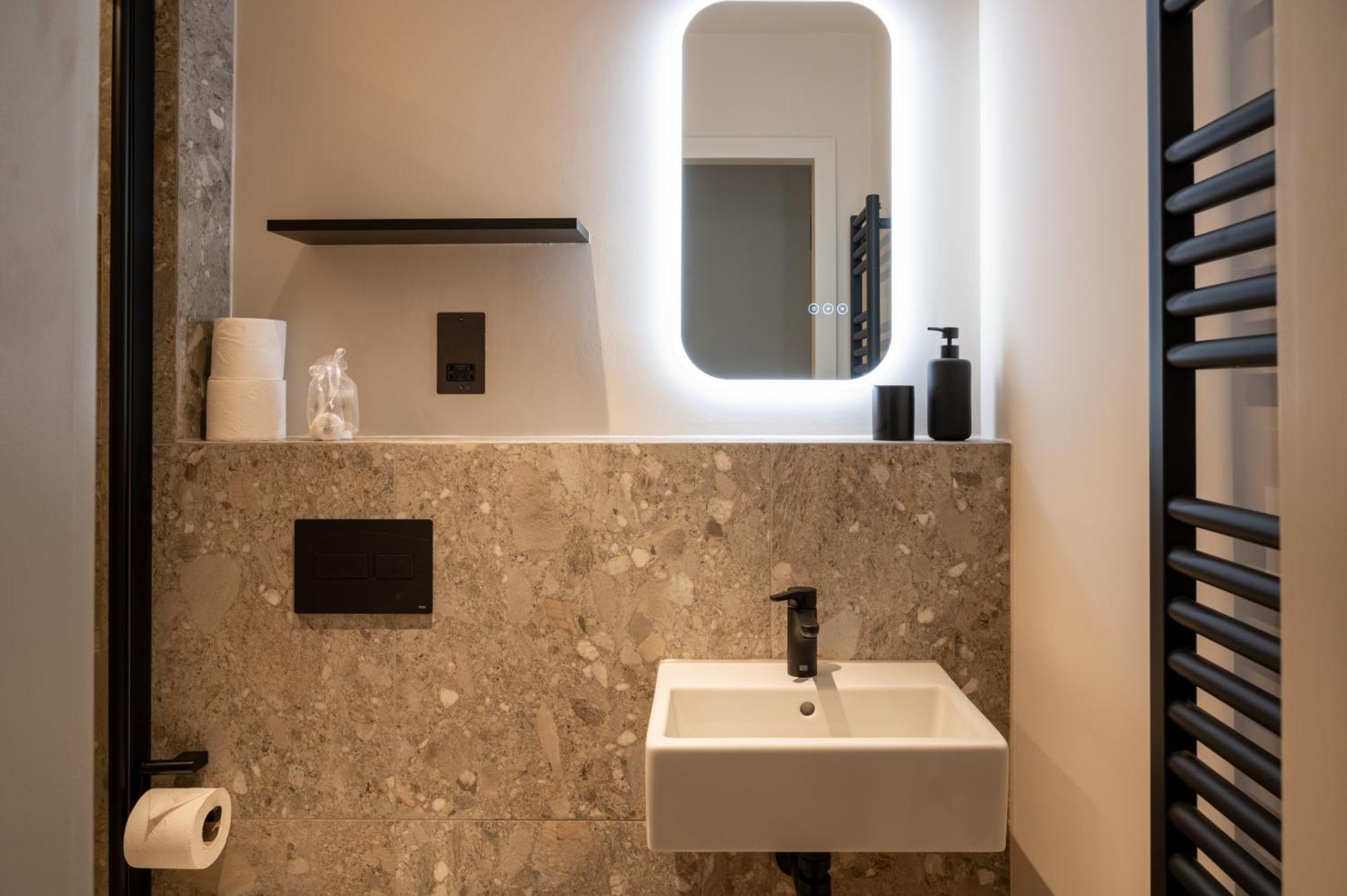 Notting Hill Apartment *